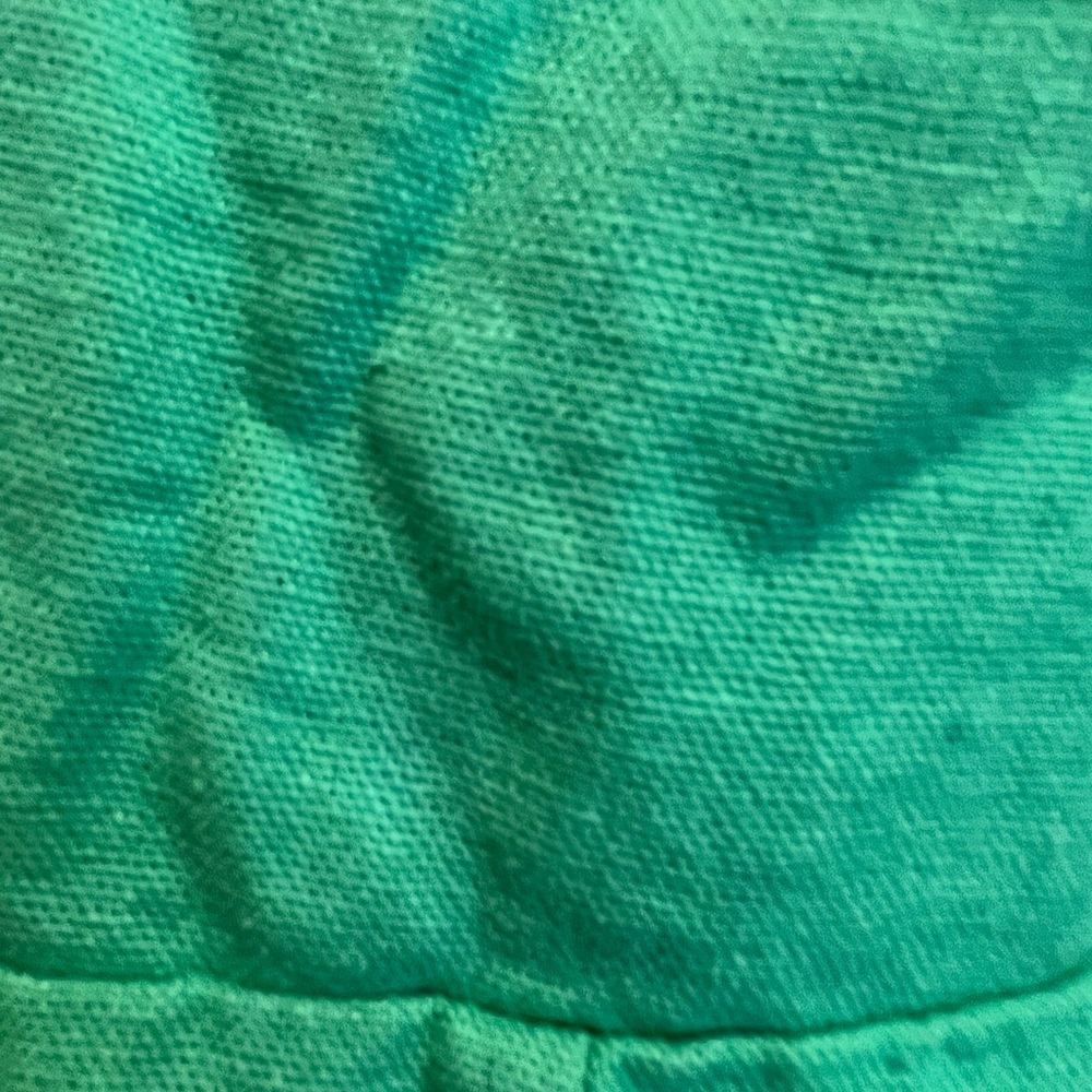 Fun, green romper! ๐ค๐ - Picture 6 of 6